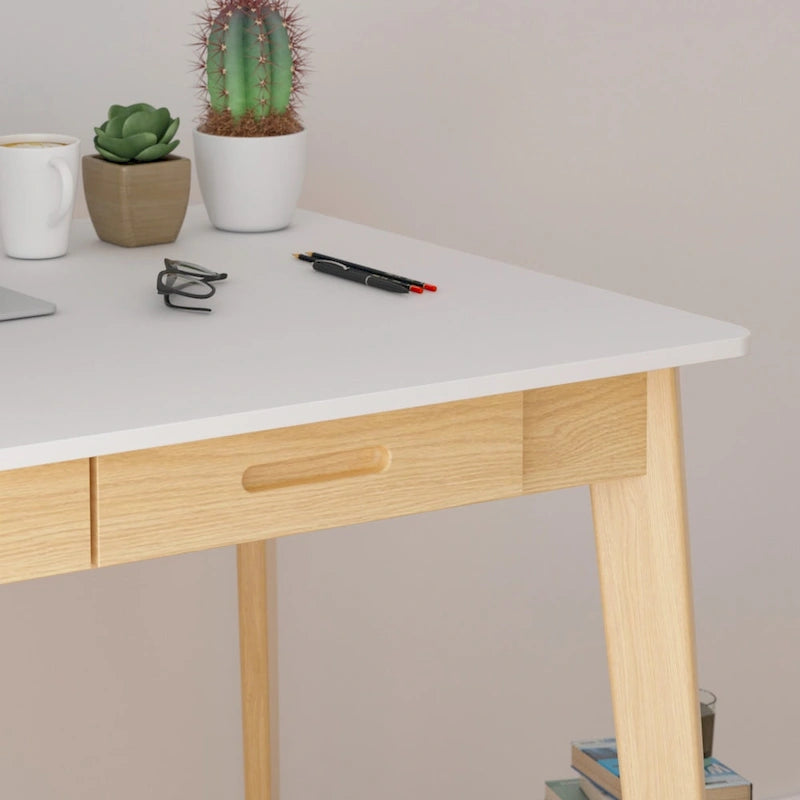 Bureau classique avec tiroirs