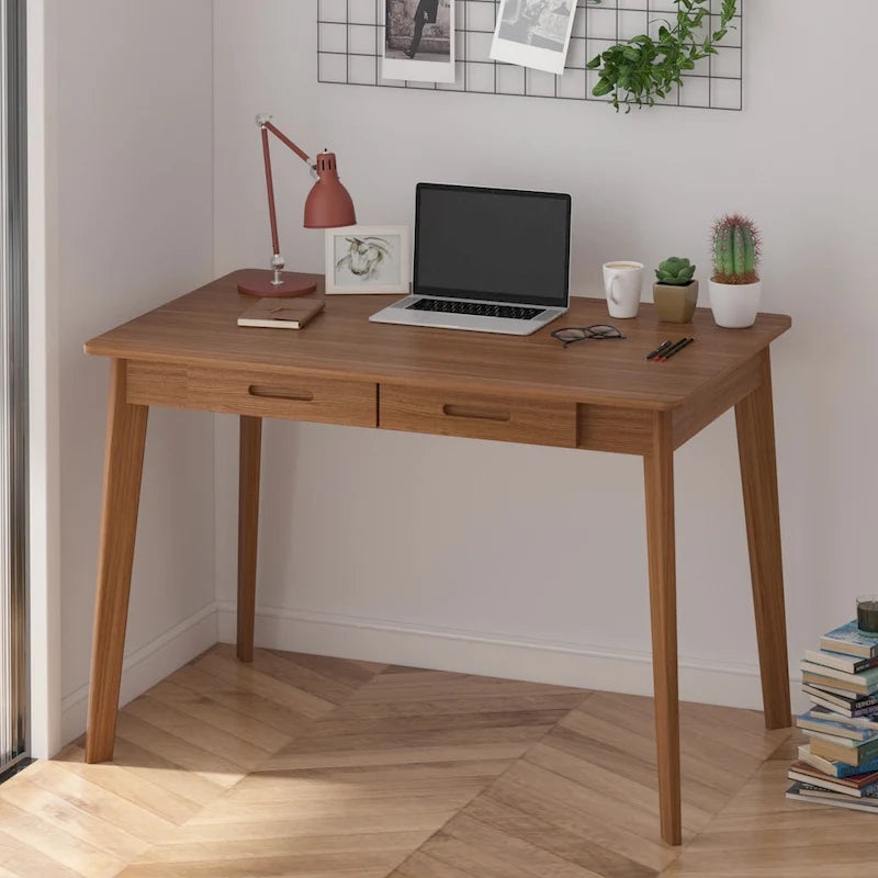 Bureau classique avec tiroirs