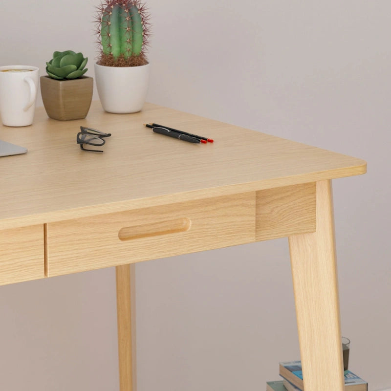 Bureau classique avec tiroirs