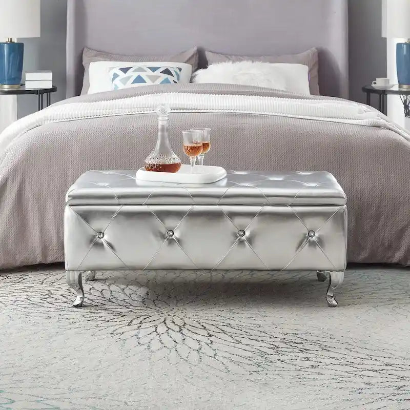 Banc de rangement rectangulaire capitonné avec boutons en cristal