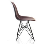 Chaise de salle à manger moderne du milieu du siècle avec pieds en acier noir